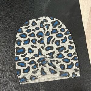 Blue and grey printed hat